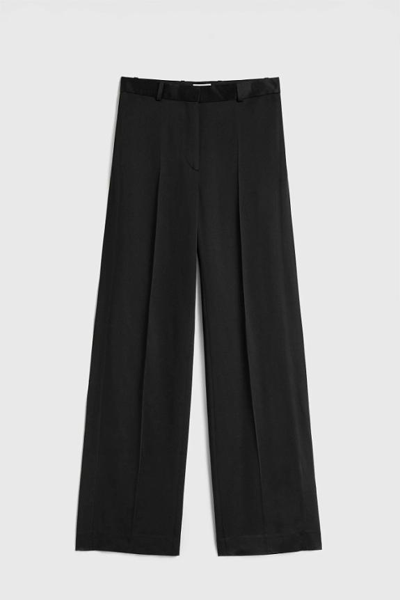 Toteme Cuff-Slit Trousers Black 